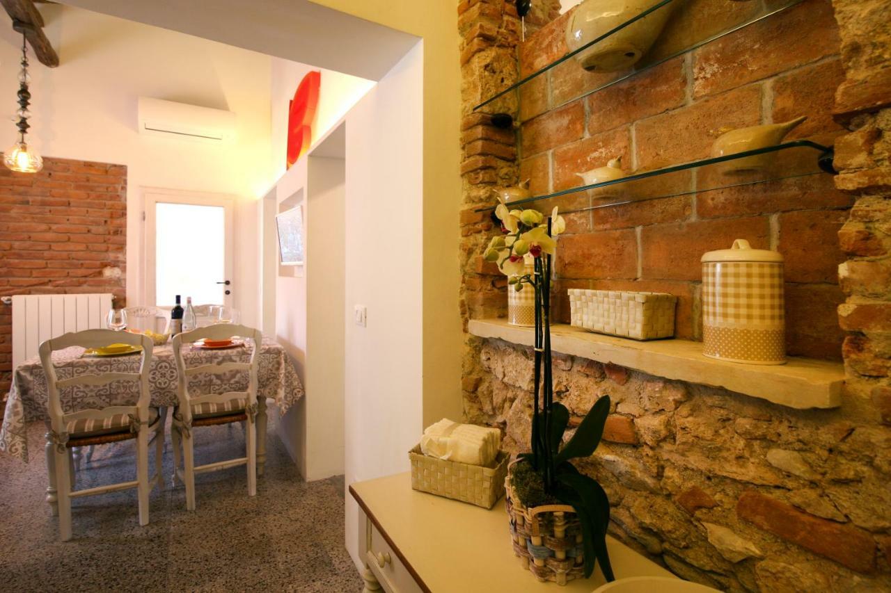 La Piccola Atene Centro Storico Pietrasanta Εξωτερικό φωτογραφία